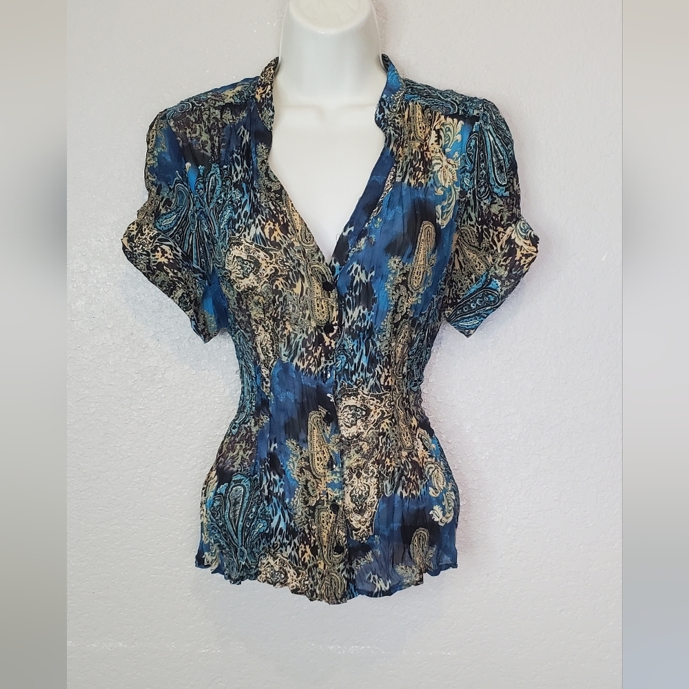 Elegant Blue Paisley Women's Top - Picture 1 of 9